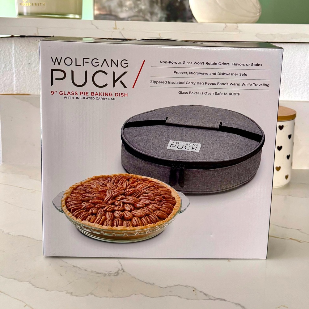 Wolfgang Puck Pie Baking Dish with Insulated Carry Bag✨